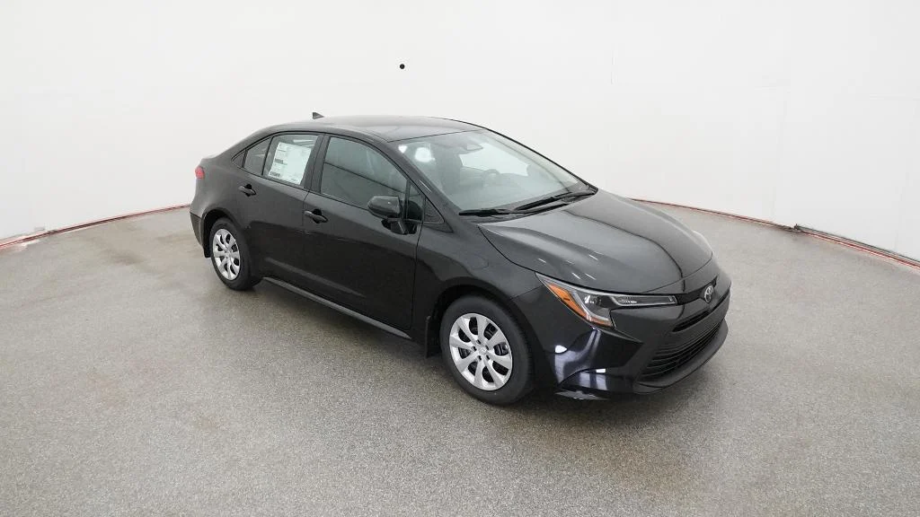 New 2026 Midnight Black Metallic Toyota LE image 10