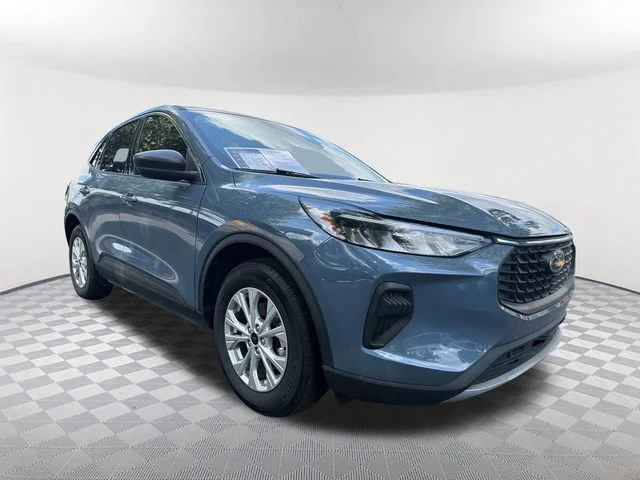 Used 2024 Blue Ford Active image 3