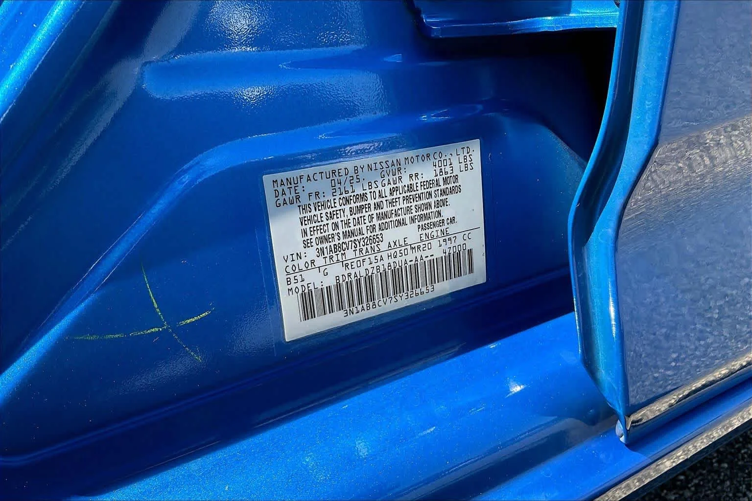 Used 2025 Electric Blue Metallic Nissan SV image 31
