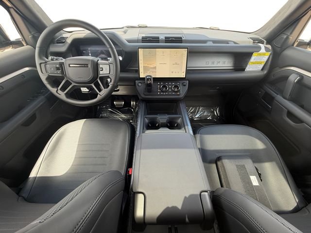 New 2026 Petra Copper Land Rover OCTA image 12