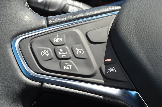 Used 2024 Lakeshore Blue Metallic Chevrolet LT image 32