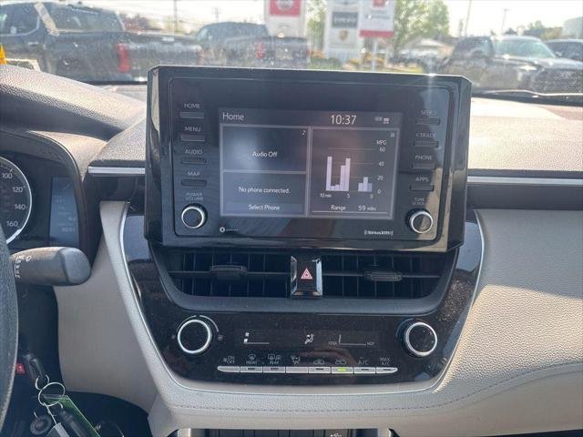 Certified Used 2022 SONIC SILVER Toyota  image 10