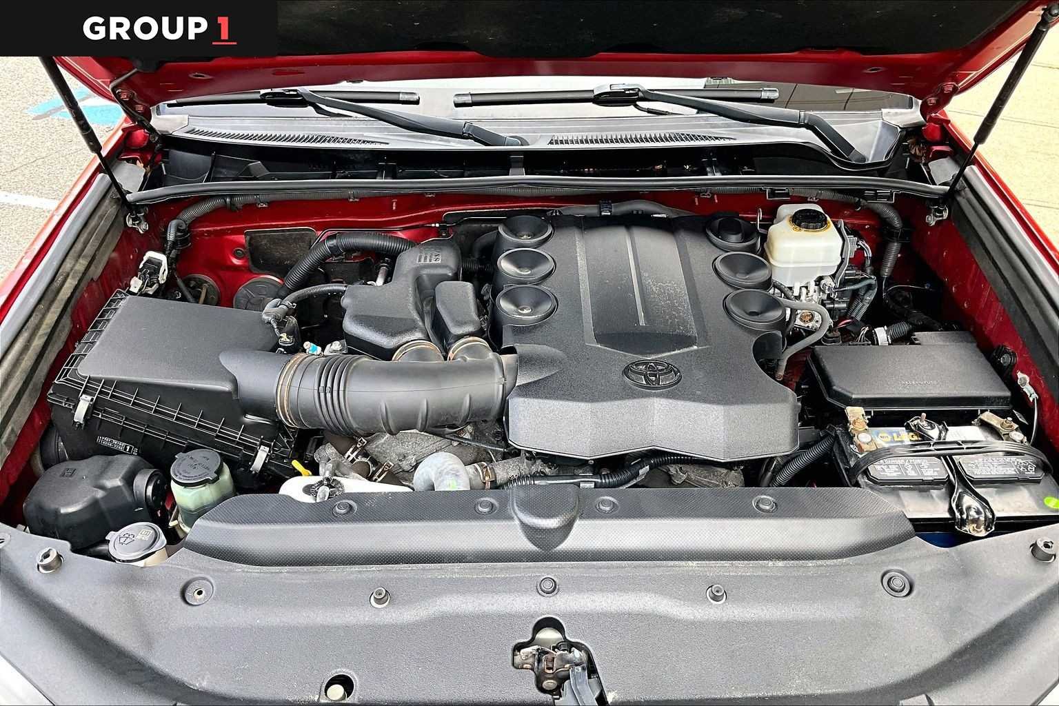 Used 2016 Barcelona Red Metallic Toyota SR5 Premium image 30