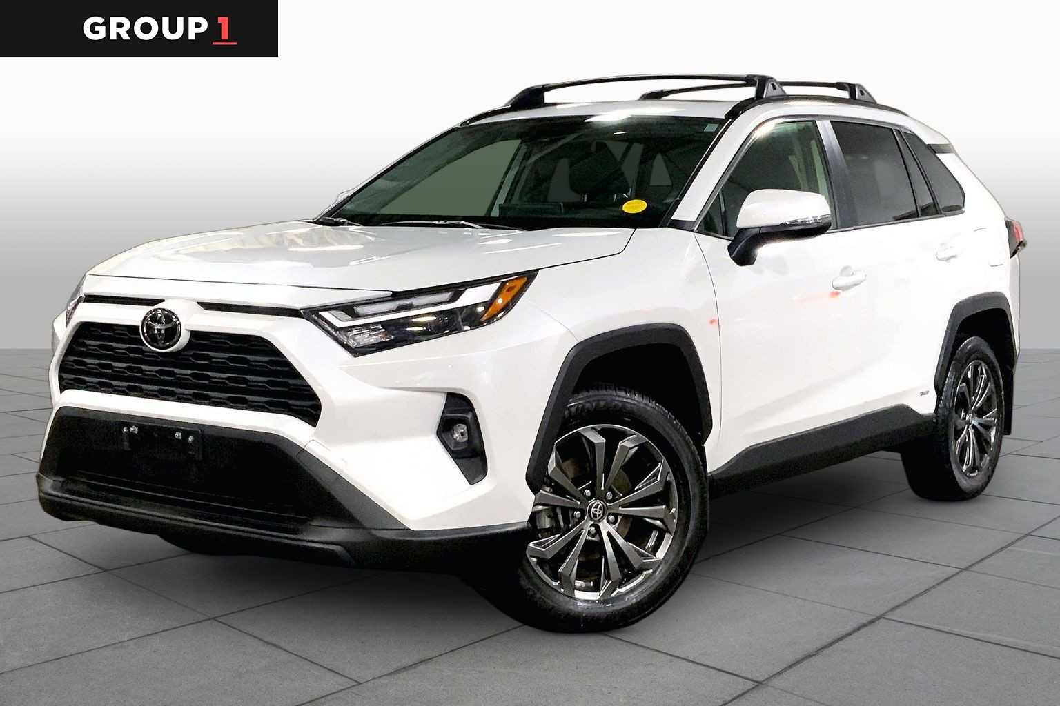 Certified Pre-Owned 2025 Toyota RAV4 Hybrid XLE Premium AWD in