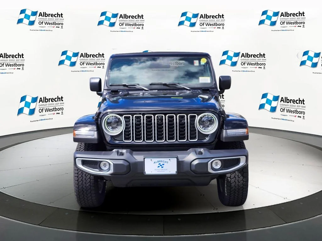 New 2026 Black Clear-Coat Exterior Paint Jeep Sahara image 8