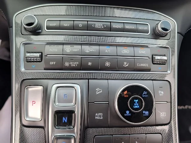 Used 2023 Gray Hyundai SEL Premium image 27