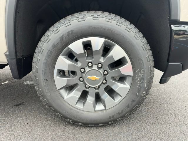New 2026 White Sands Chevrolet Custom image 6