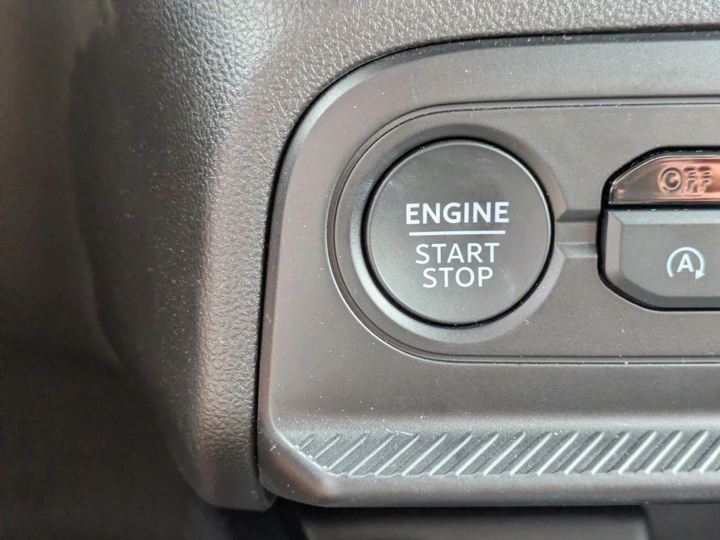 New 2026 Oxford White Ford Outer Banks image 31