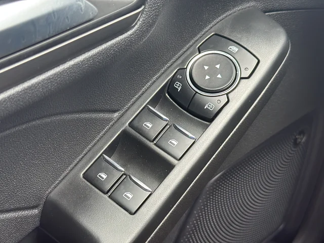Used 2023 Silver Ford Active image 28