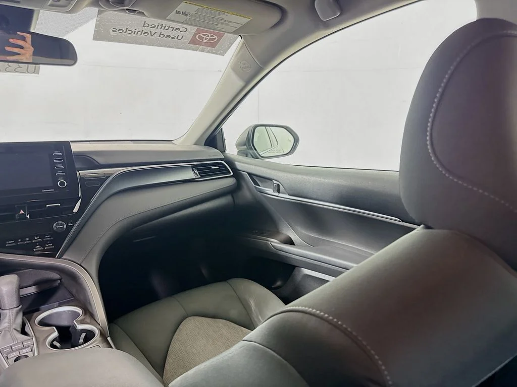 Certified Used 2022 Ice Edge Toyota Hybrid LE image 20