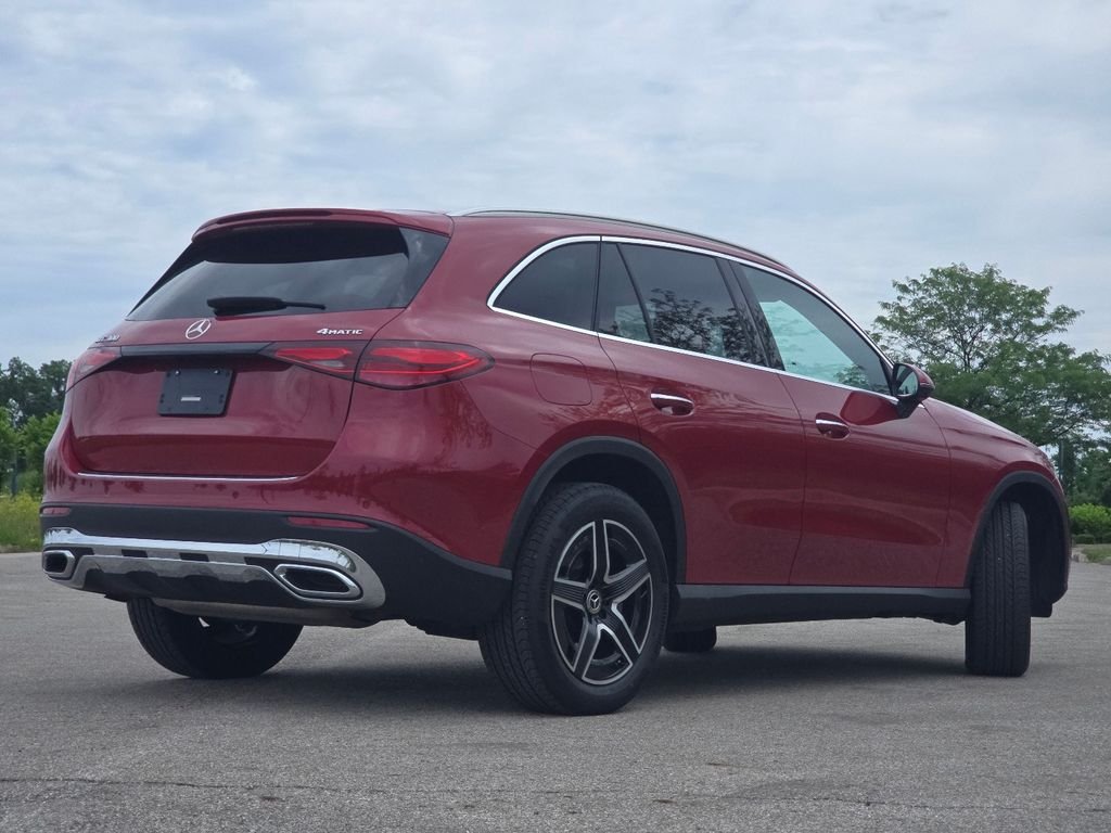 Certified Used 2026 MANUFAKTUR Patagonia Red Mercedes-Benz GLC 300 image 18