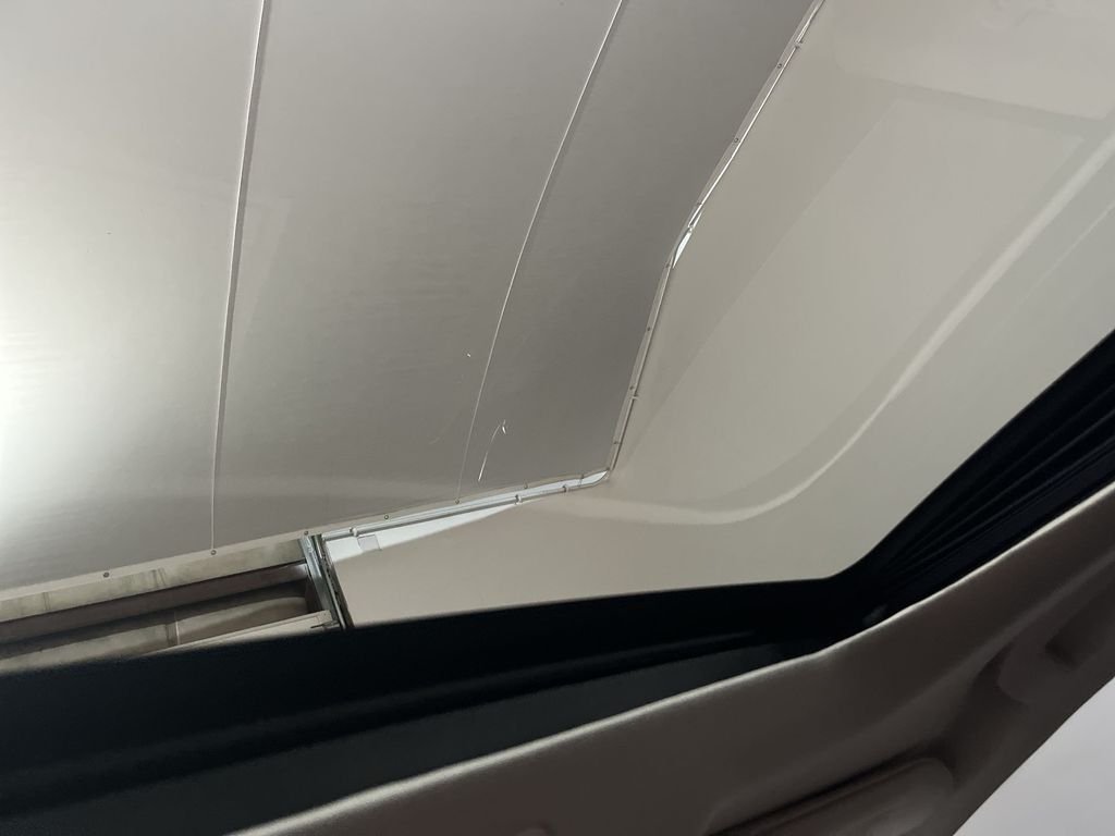 Used 2021 Gray Nissan Platinum image 26