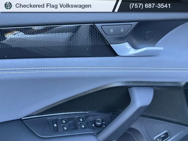 New 2026 White Volkswagen 2.0T SE R-Line Black image 15