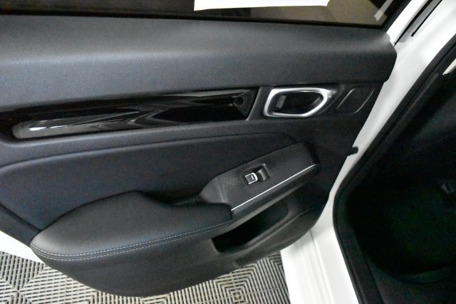 Used 2023  Honda Touring image 37