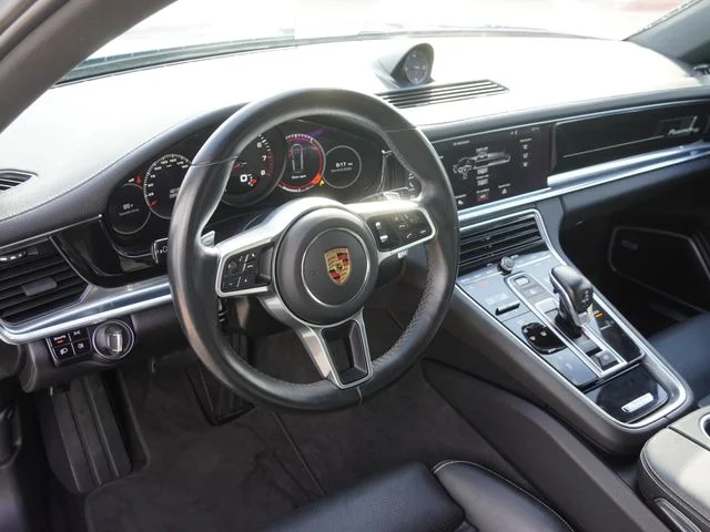 Used 2020 Blue Porsche 4 image 17