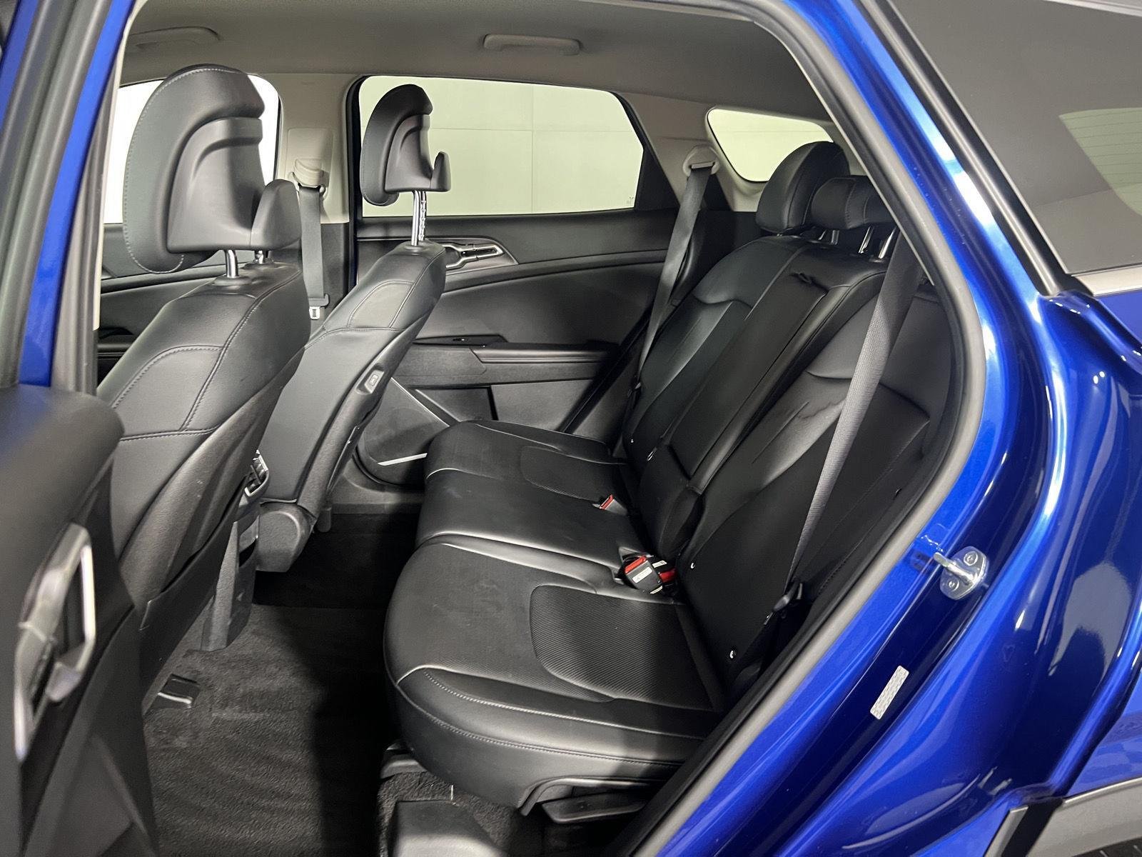 Used 2023 Sapphire Blue Kia EX image 21