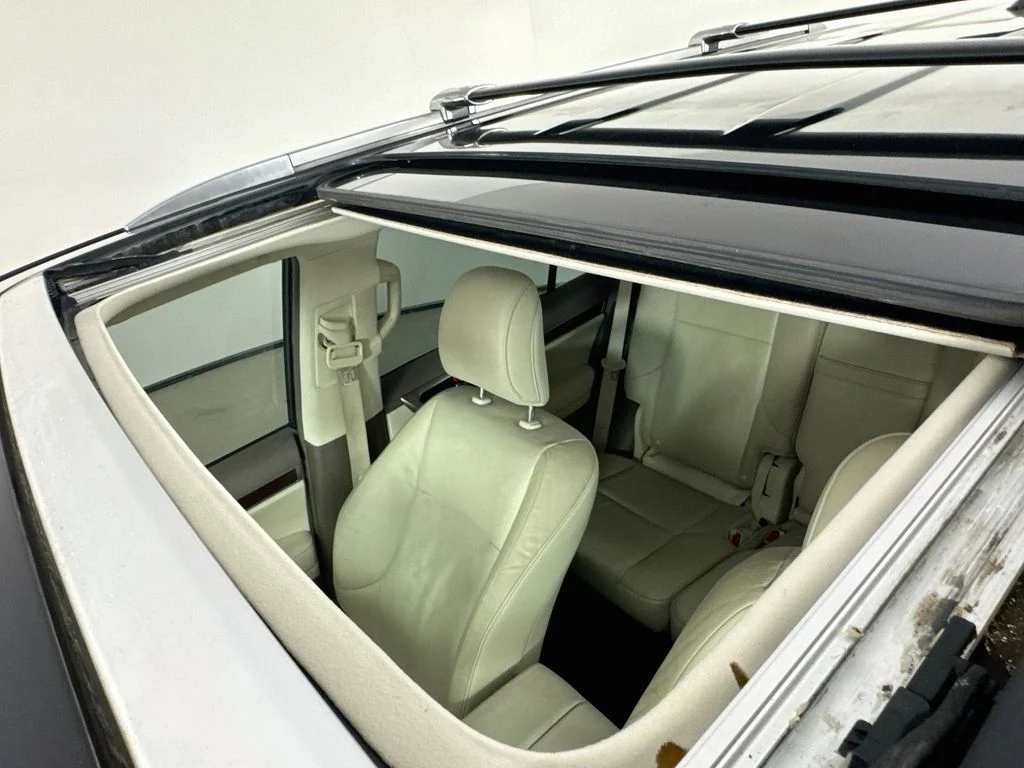 Used 2016 Black Onyx Lexus 460 image 28