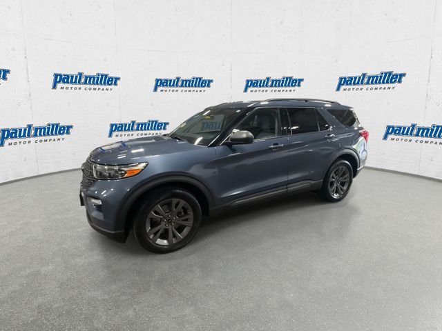 Used 2021 Blue Metallic Ford XLT image 5