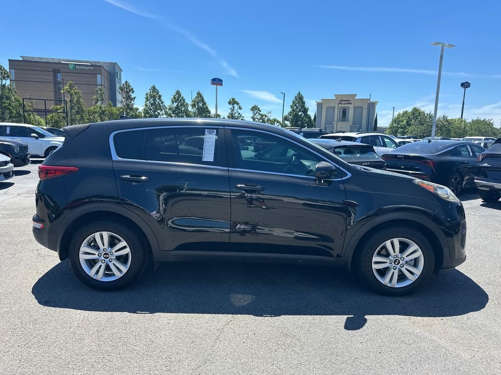 Used 2019 Red Kia LX image 8
