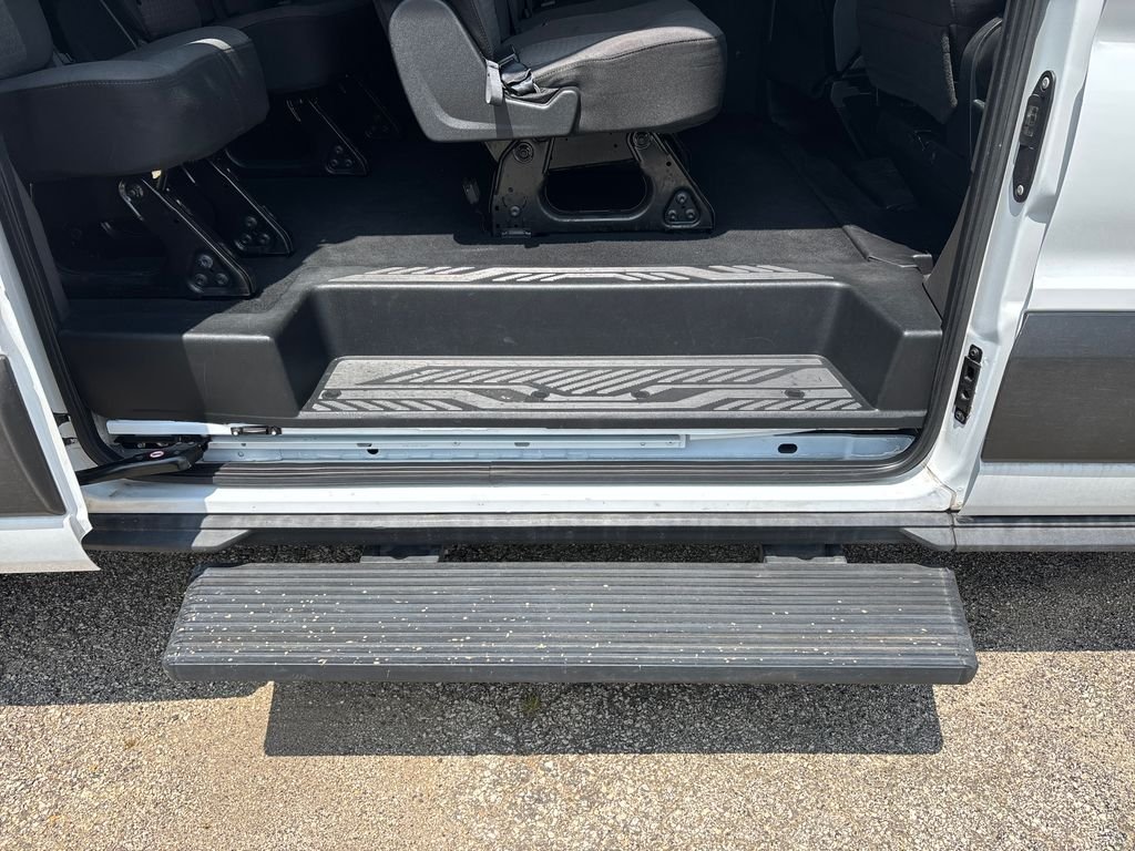 2023 Ford Transit Passenger Van XLT - Photo 11