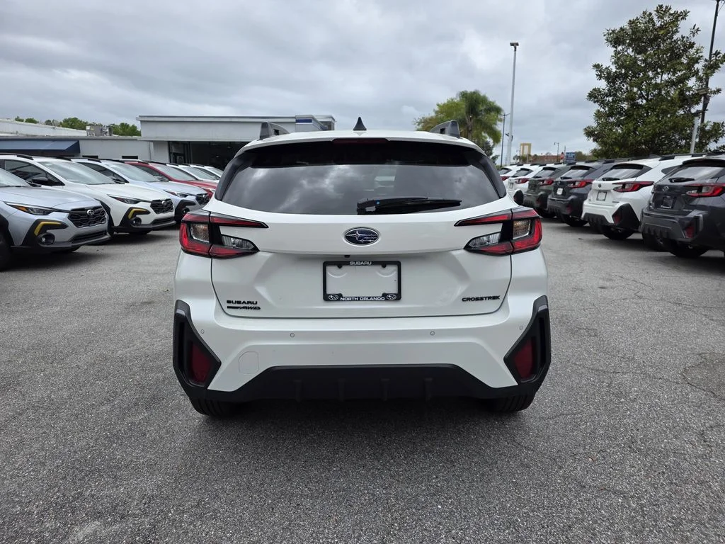 New 2026 CRYSTAL WHITE PEARL Subaru Limited image 4