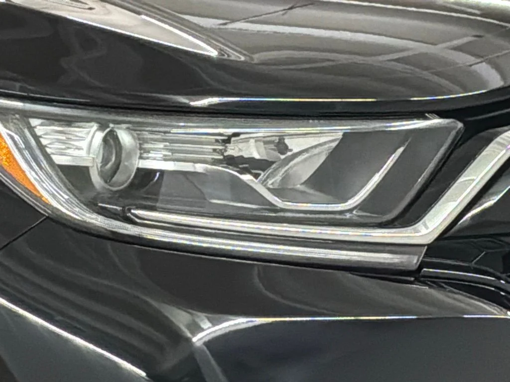 Certified Used 2021 Crystal Black Pearl Honda AWD SE image 32