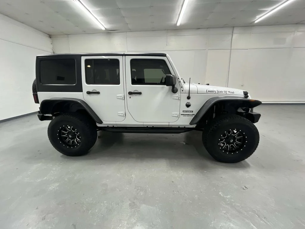 Used 2015 Bright White Clearcoat Jeep Sport 4 Door Hard Top 4WD 3.6L V6 image 2