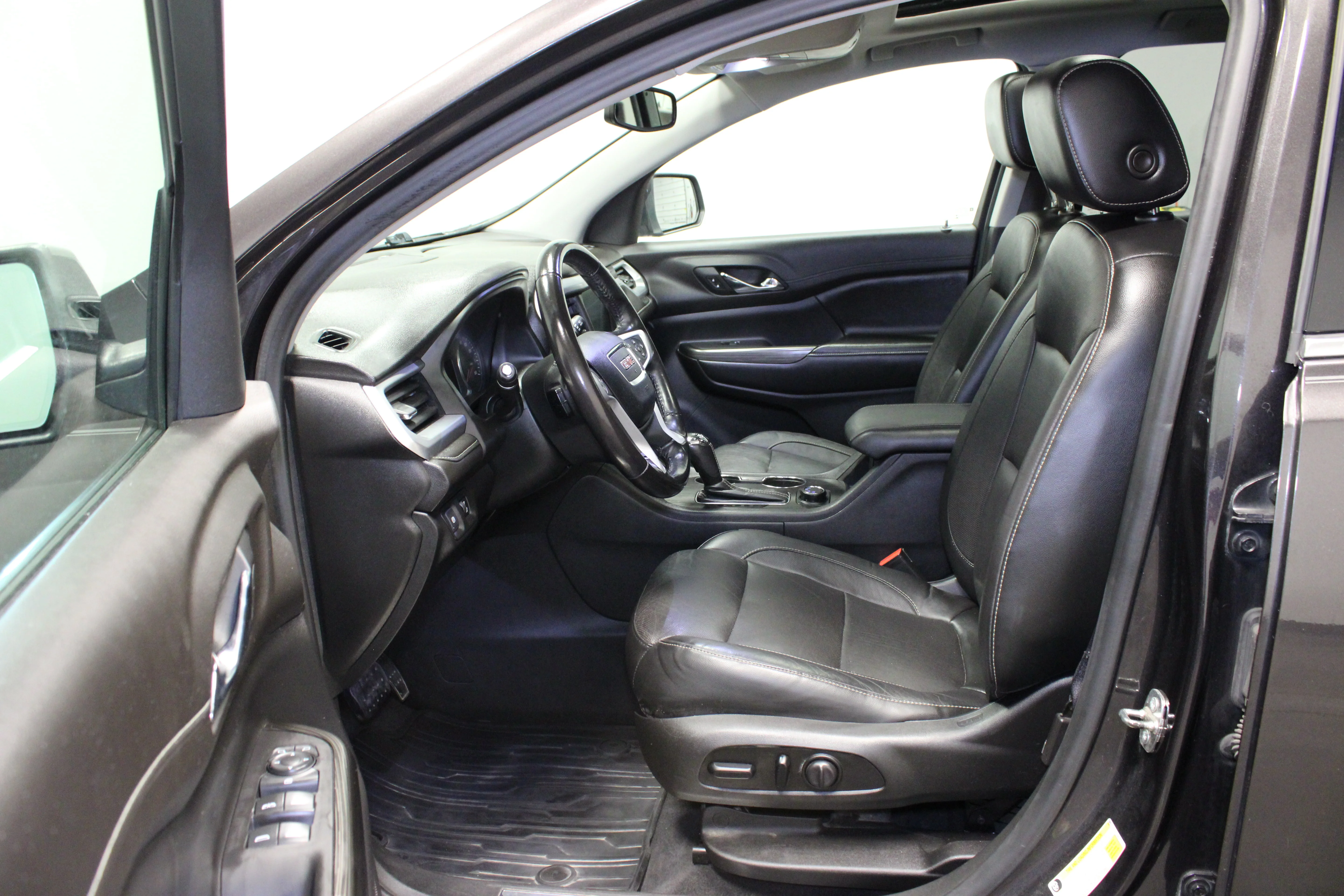 Used 2019 Iridium Metallic GMC SLT-1 image 13