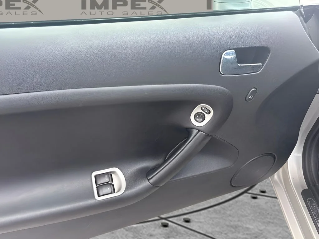 Used 2007 Silver Pontiac GXP image 14