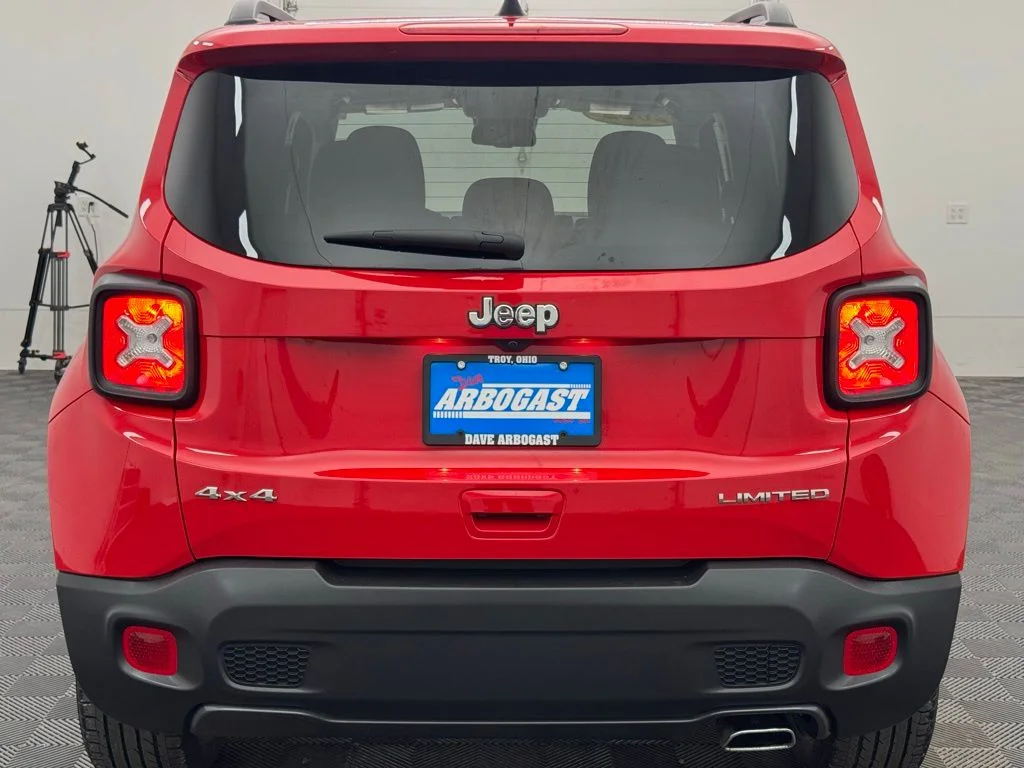 Used 2022 Colorado Red Clearcoat Jeep Limited image 8