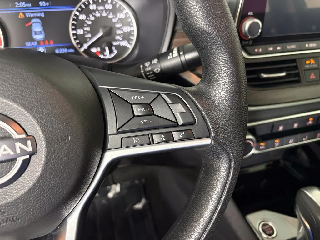 Used 2024 Black Nissan 2.5 SV image 18