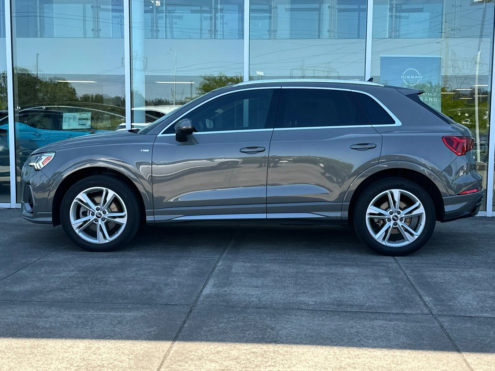 Used 2022 Gray Metallic Audi Premium Plus image 6