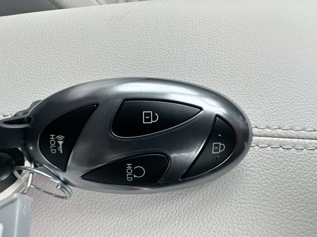New 2026 Phantom Black Hyundai SEL FWD image 28