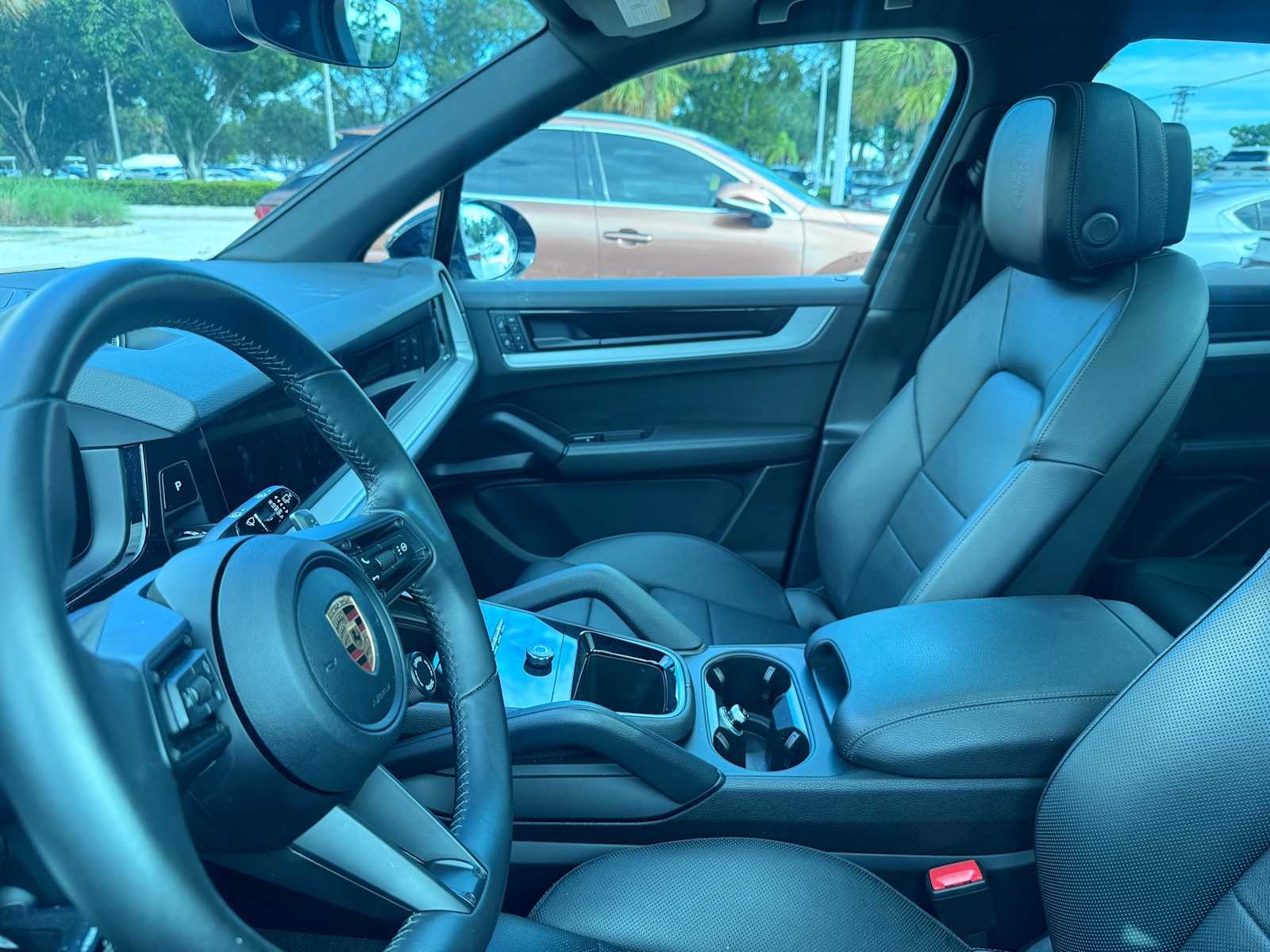 Used 2024 BLACK Porsche  image 4