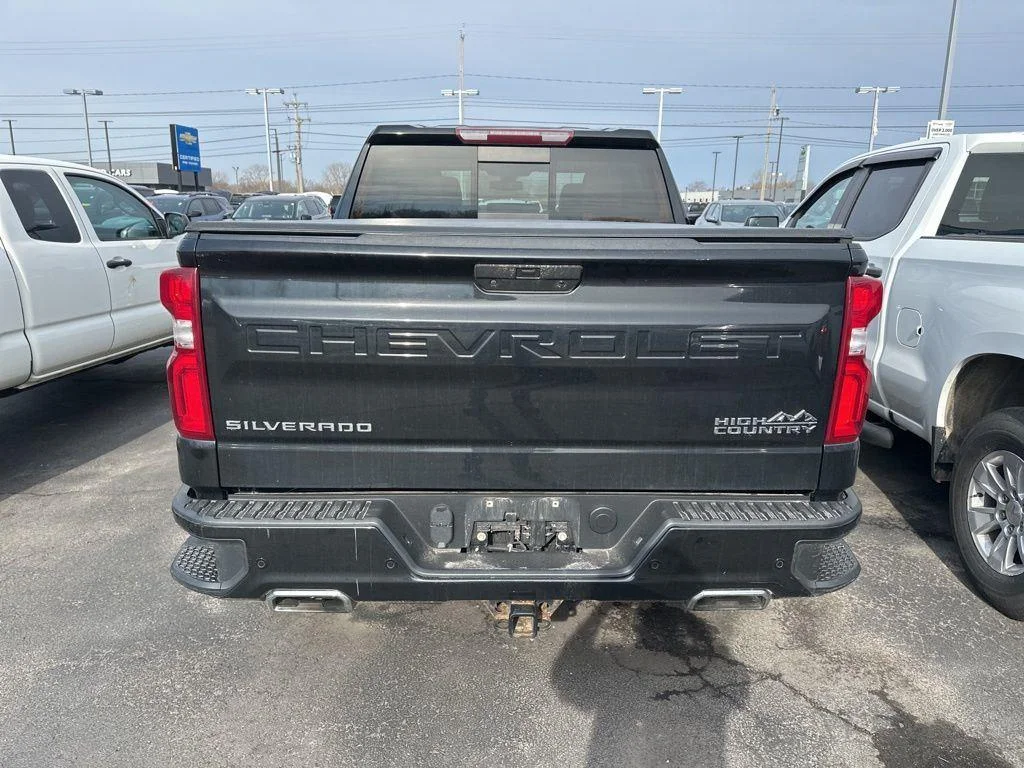 Used 2021 Black Metallic Chevrolet High Country image 25
