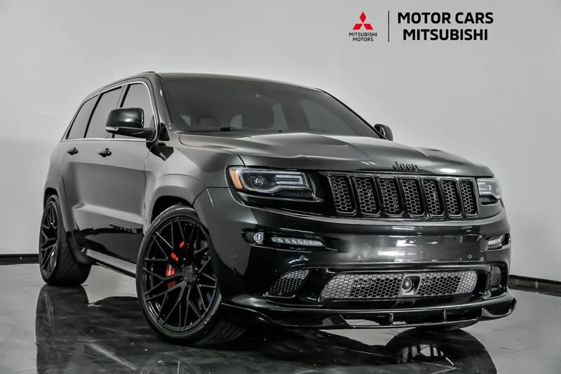 2015 Jeep Grand Cherokee SRT Red Vapor's photo