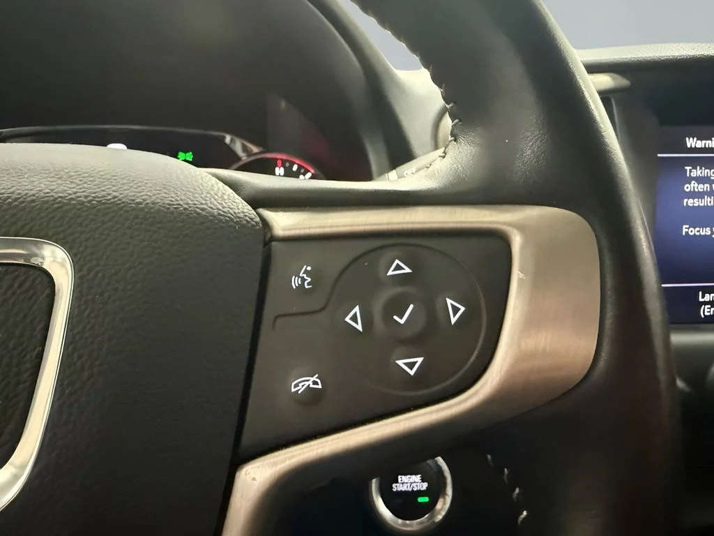 Used 2022 Black GMC Denali image 19