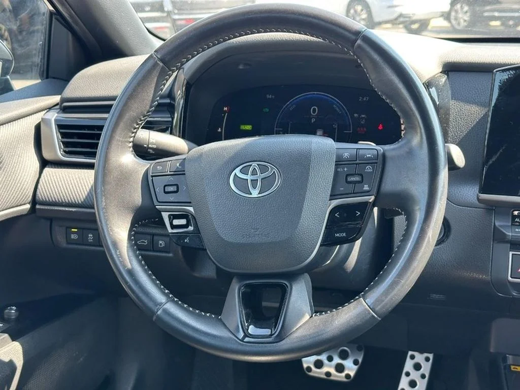 Used 2025 Midnight Black Metallic Toyota SE image 13