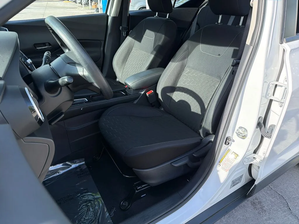 2023 Nissan Kicks SV - Photo 27