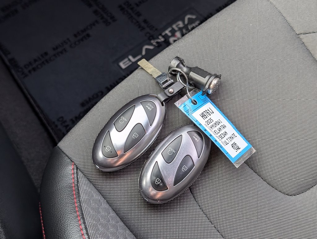 2025 Hyundai Elantra N Line - Photo 31