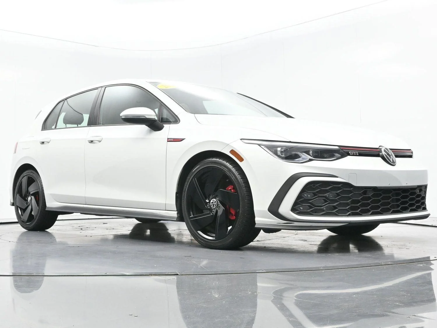 Used 2024 Opal White Pearl Volkswagen S image 39