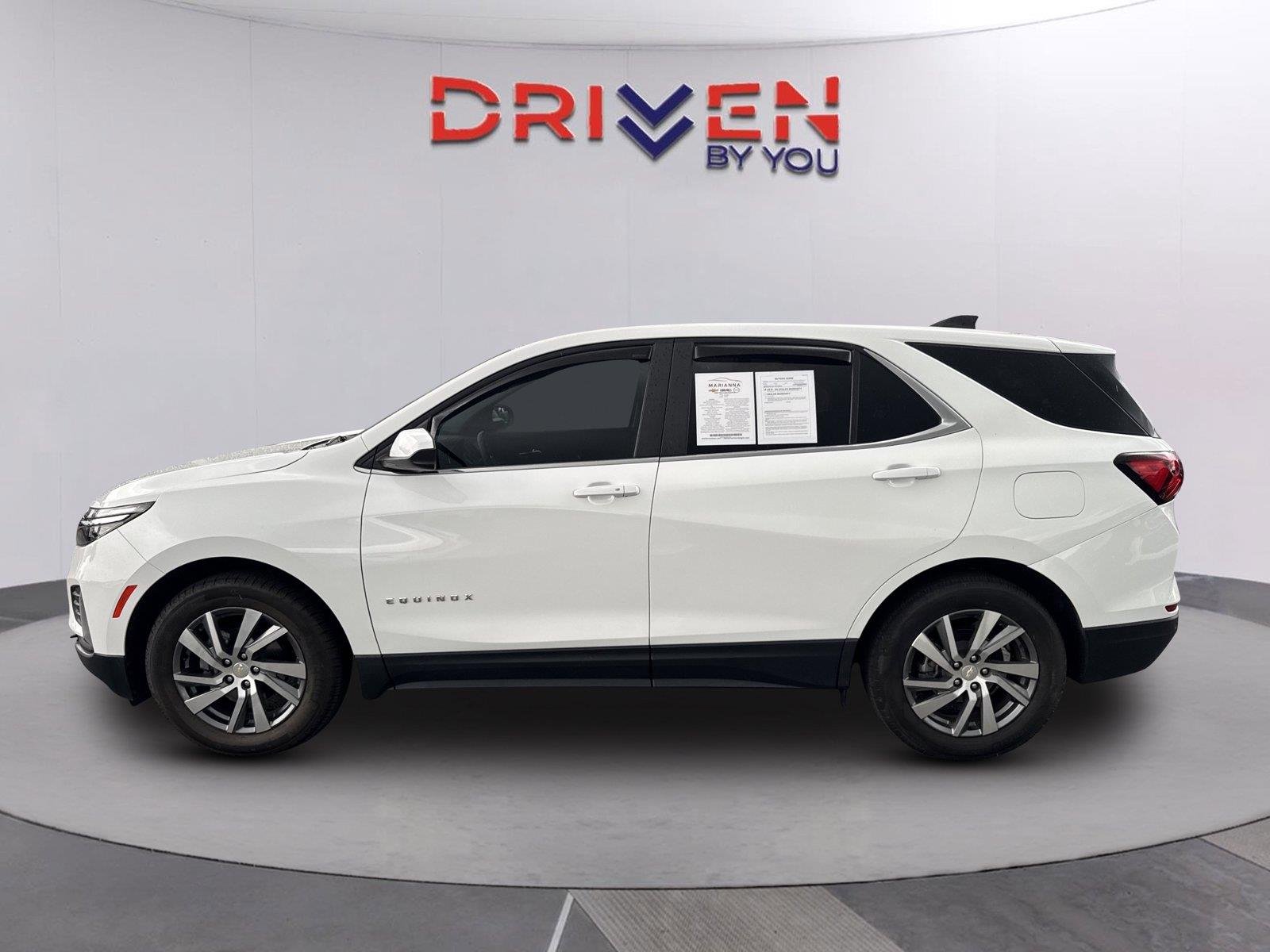 Used 2023 SUMMIT WHITE Chevrolet LT image 7
