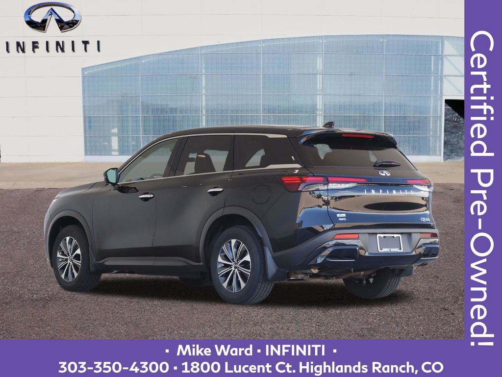 Certified Used 2025 Black INFINITI PURE image 4