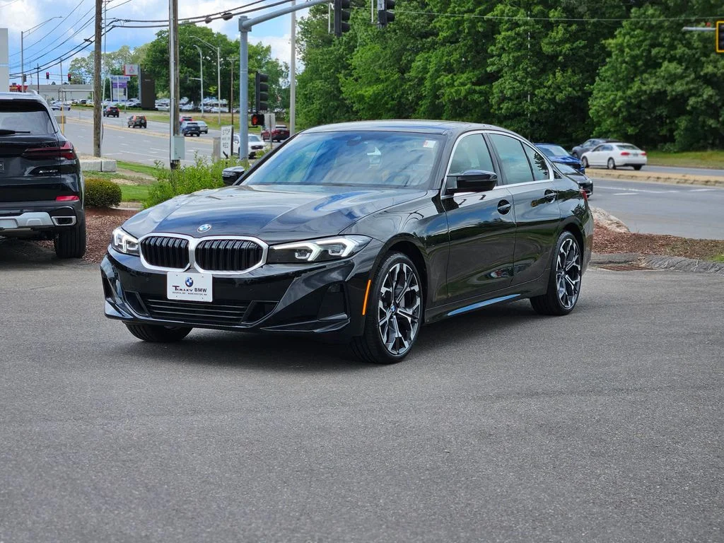 Used 2025 Black BMW 330i xDrive image 3