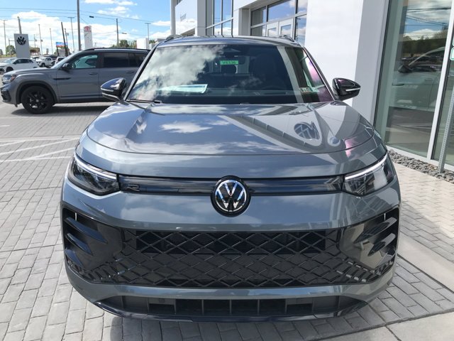 New 2026 Platinum Gray Metallic Volkswagen SE R-Line Black image 3