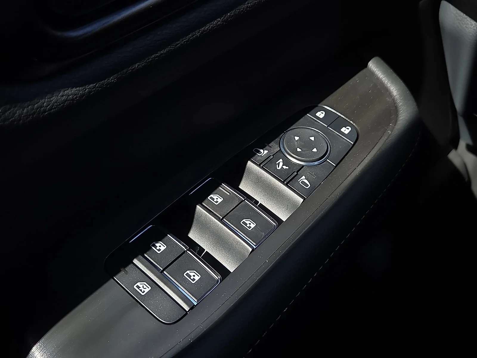 New 2027 QAC Aspen Whit Nissan SL 4x2 image 19