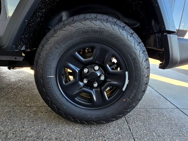 New 2026 Granite Crystal Metallic Clear-Coat Exterior Paint Jeep Sport image 30