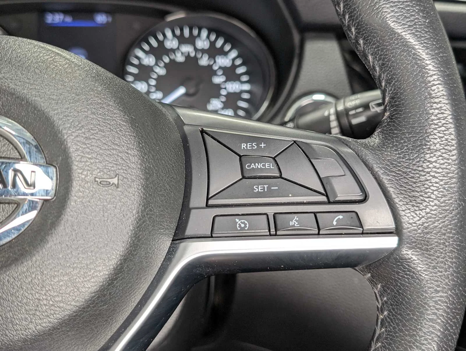 Used 2020 Gun Metallic Nissan SV image 33