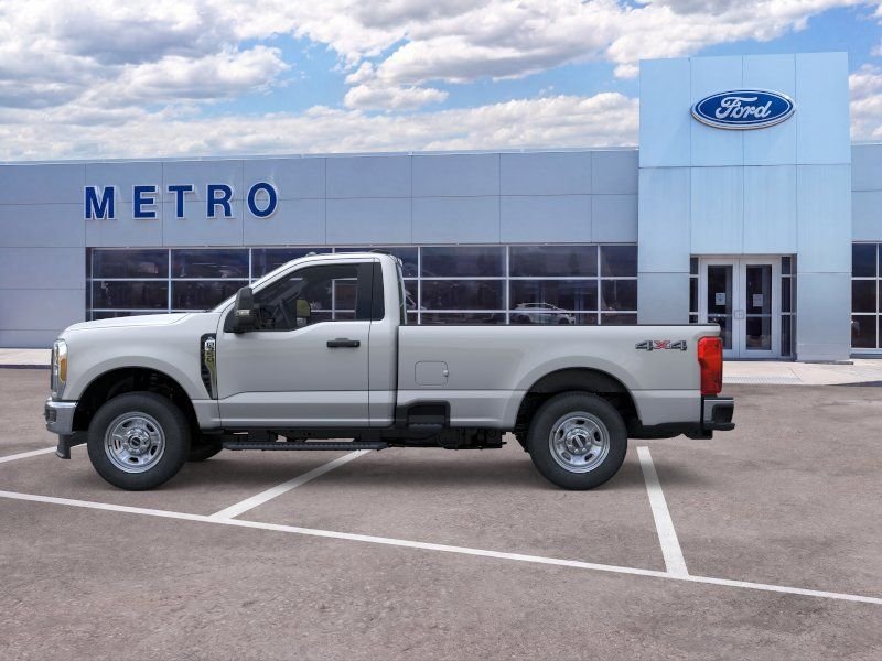 New 2026 Agate Black Metallic Ford XL image 4