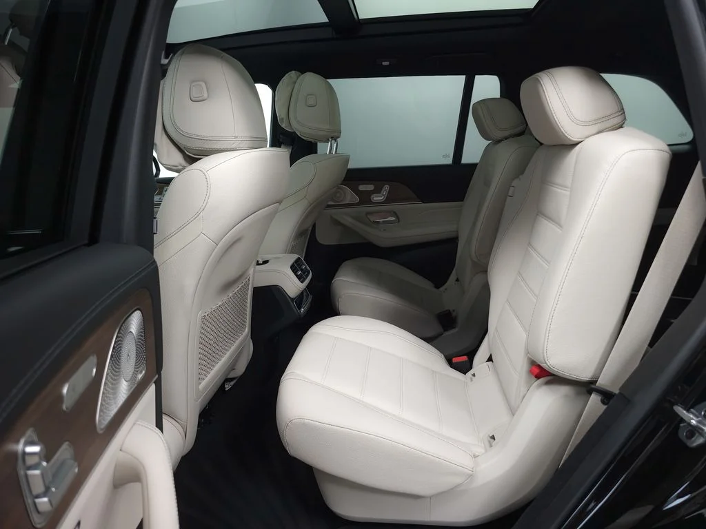 Used 2026 Black Mercedes-Benz GLS 580 image 28